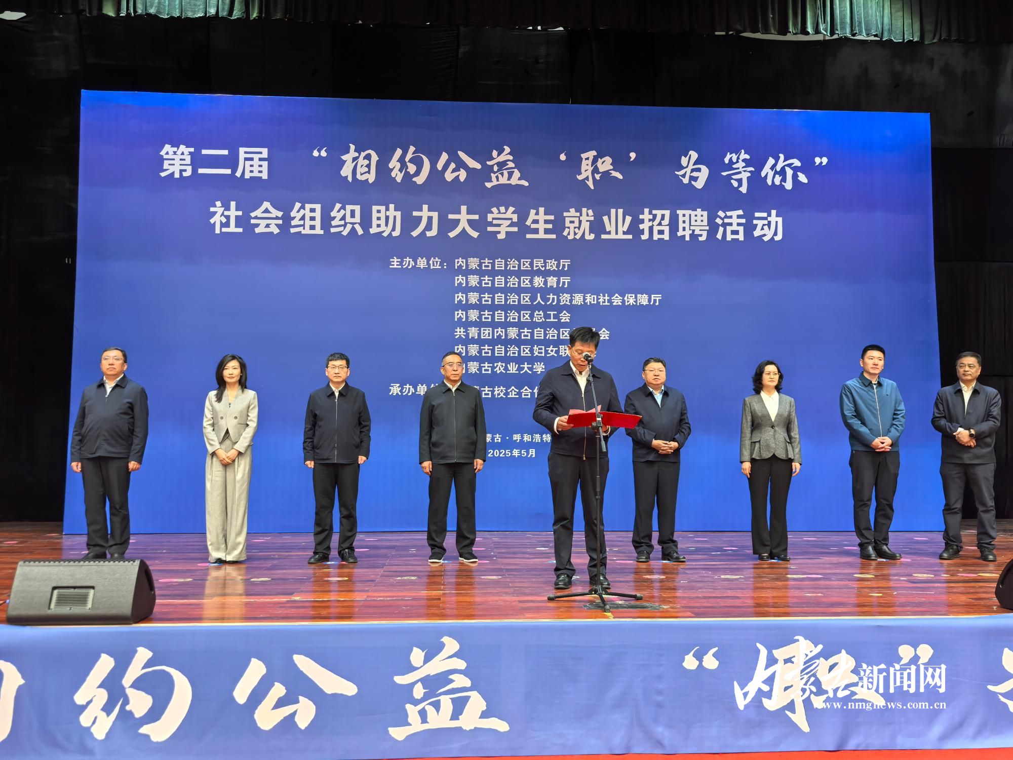 1748483136633083.png 1748483136633083.png